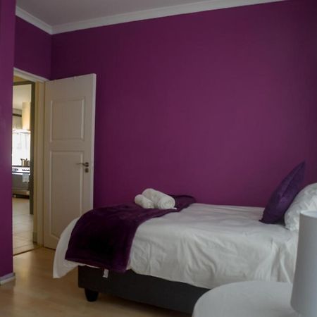 Seroloana Guest House รัสเทนเบิร์ก ภายนอก รูปภาพ